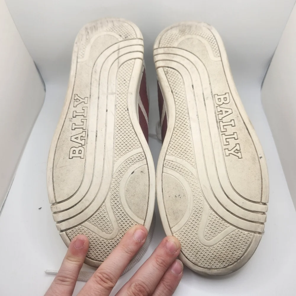 Bally Women's Size 5.5 White Leather Sneakers‎ with Burgundy Stripe Switzerland